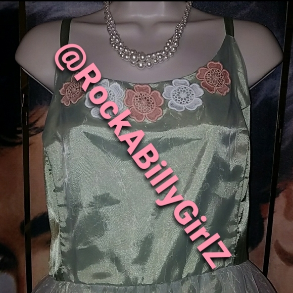 Tatyana Surrender Chiffon Dress Embroidered Flower - Picture 5 of 7